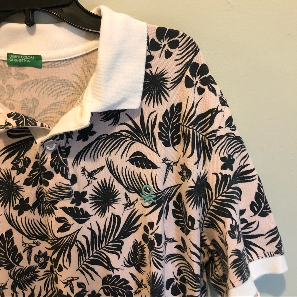 United Colors of Benneton pink shirt